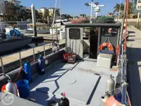 Τράτα προς πώληση