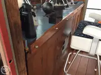 Ρυμουλκό πλοίο προς πώληση