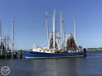 Τράτα προς πώληση