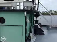 Ρυμουλκό πλοίο προς πώληση