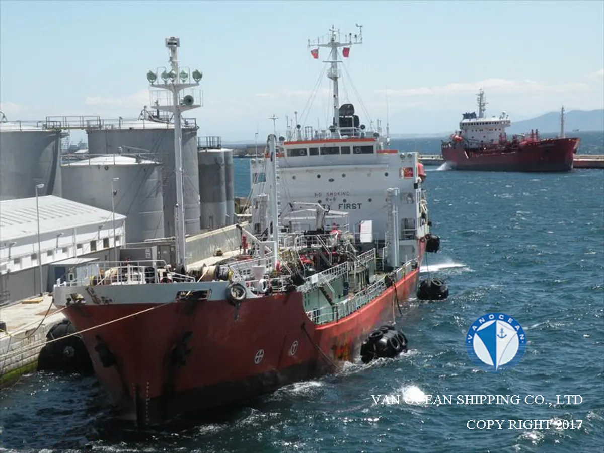 Δεξαμενόπλοιο πετρελαίου/χημικών προϊόντων προς πώληση