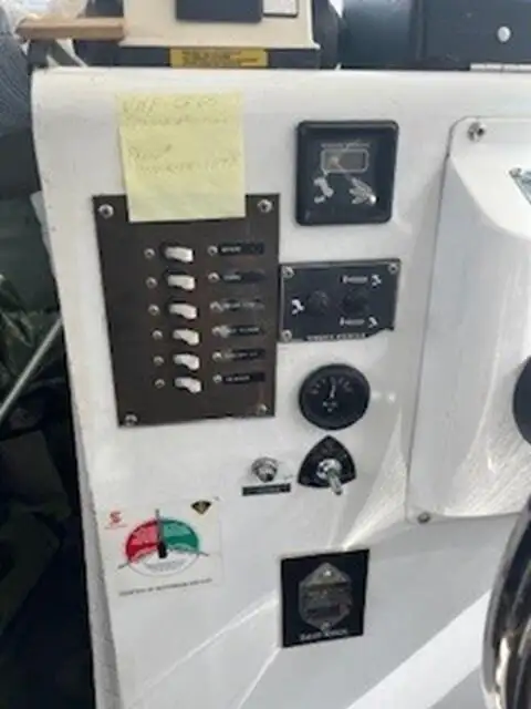 Εργατικά πλοία προς πώληση