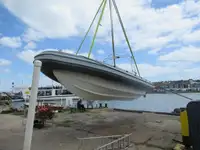 Άκαμπτη φουσκωτή βάρκα προς πώληση