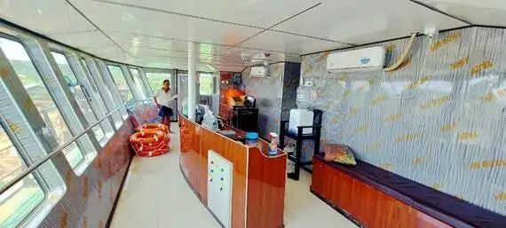 Πλοίο αποβατικής προέλευσης, δεξαμενόπλοιο προς πώληση