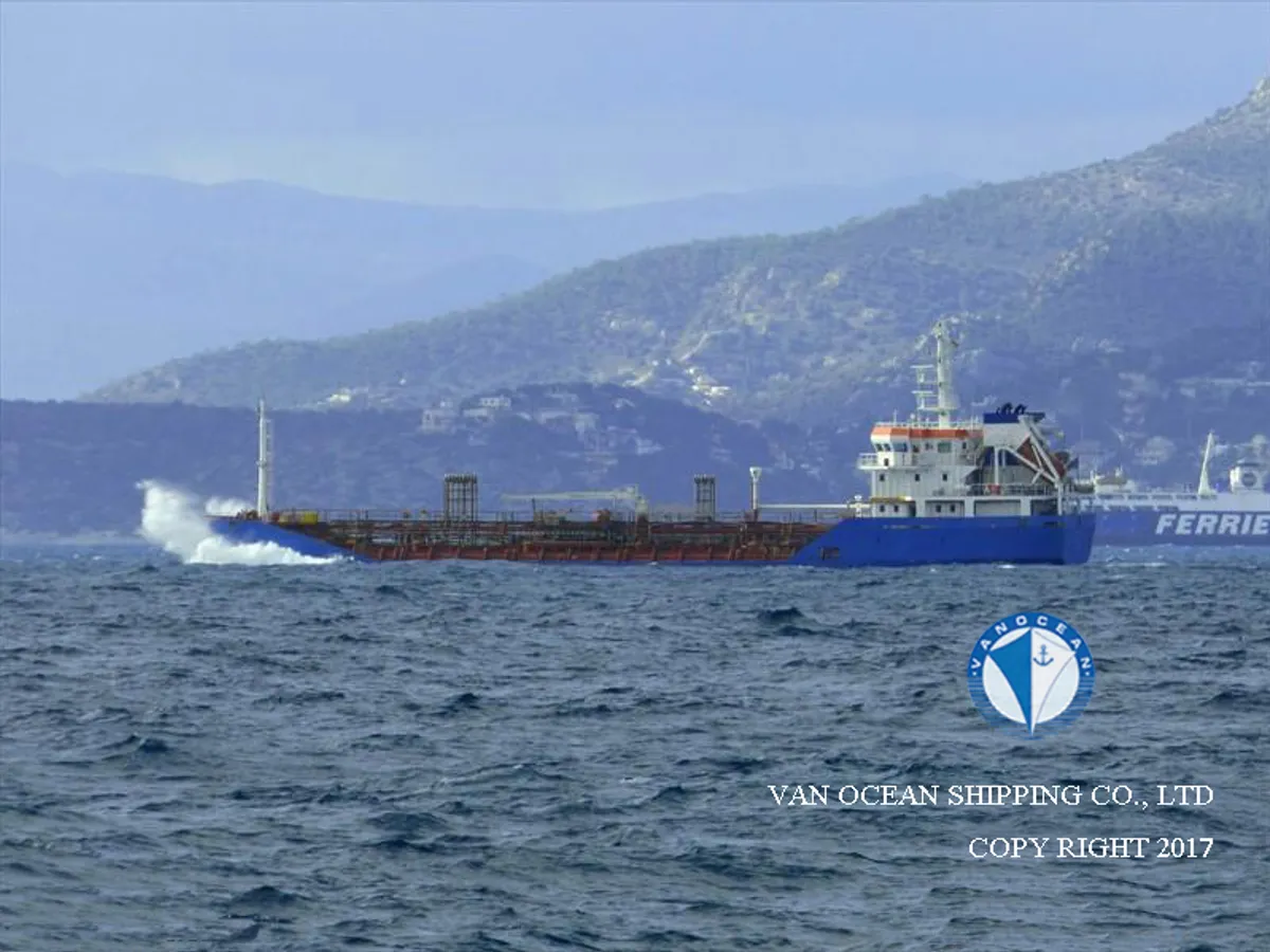 Δεξαμενόπλοιο πετρελαίου/χημικών προϊόντων προς πώληση