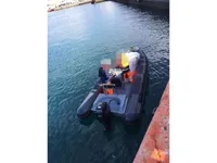 Ρυμουλκό πλοίο προς πώληση