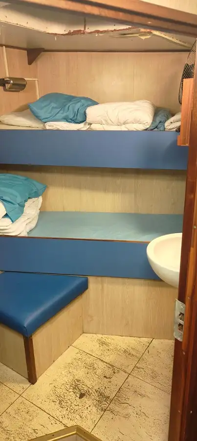 Πλοίο υποστήριξης προς πώληση