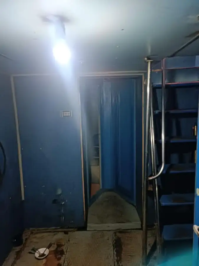 Εργατικά πλοία προς πώληση