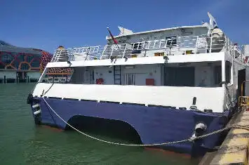 Επιβατικό πλοίο προς πώληση