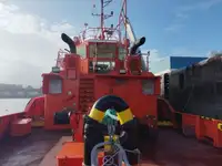 Ρυμουλκό πλοίο προς πώληση