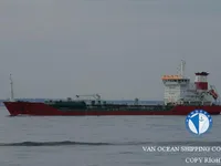Δεξαμενόπλοιο πετρελαίου/χημικών προϊόντων προς πώληση