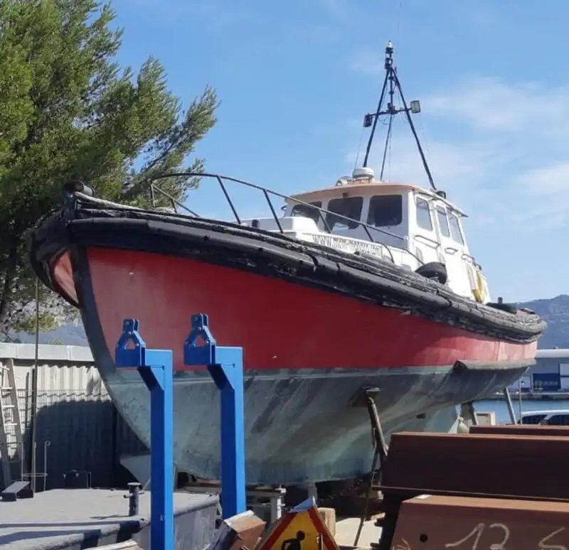 Πλοίο πιλότων προς πώληση