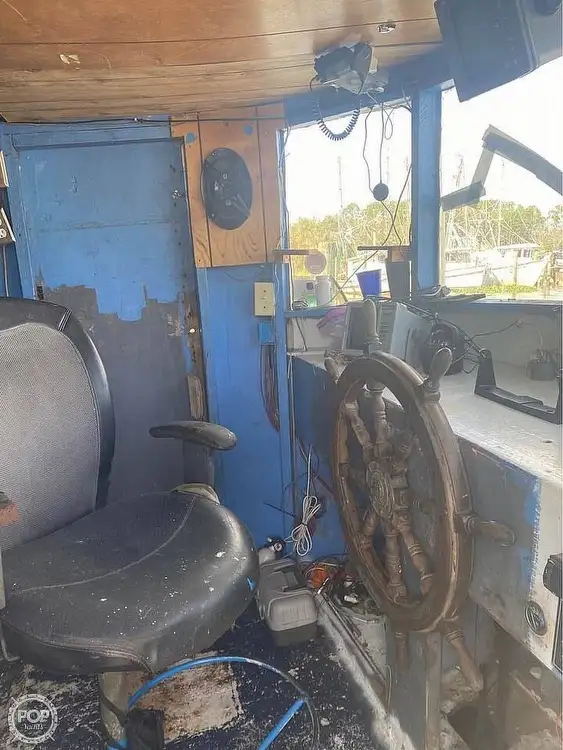 Τράτα προς πώληση