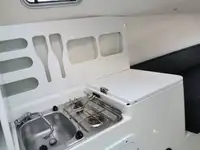 Άκαμπτη φουσκωτή βάρκα προς πώληση