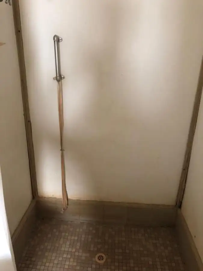 Ρυμουλκό πλοίο προς πώληση