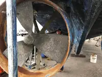 Ρυμουλκό πλοίο προς πώληση