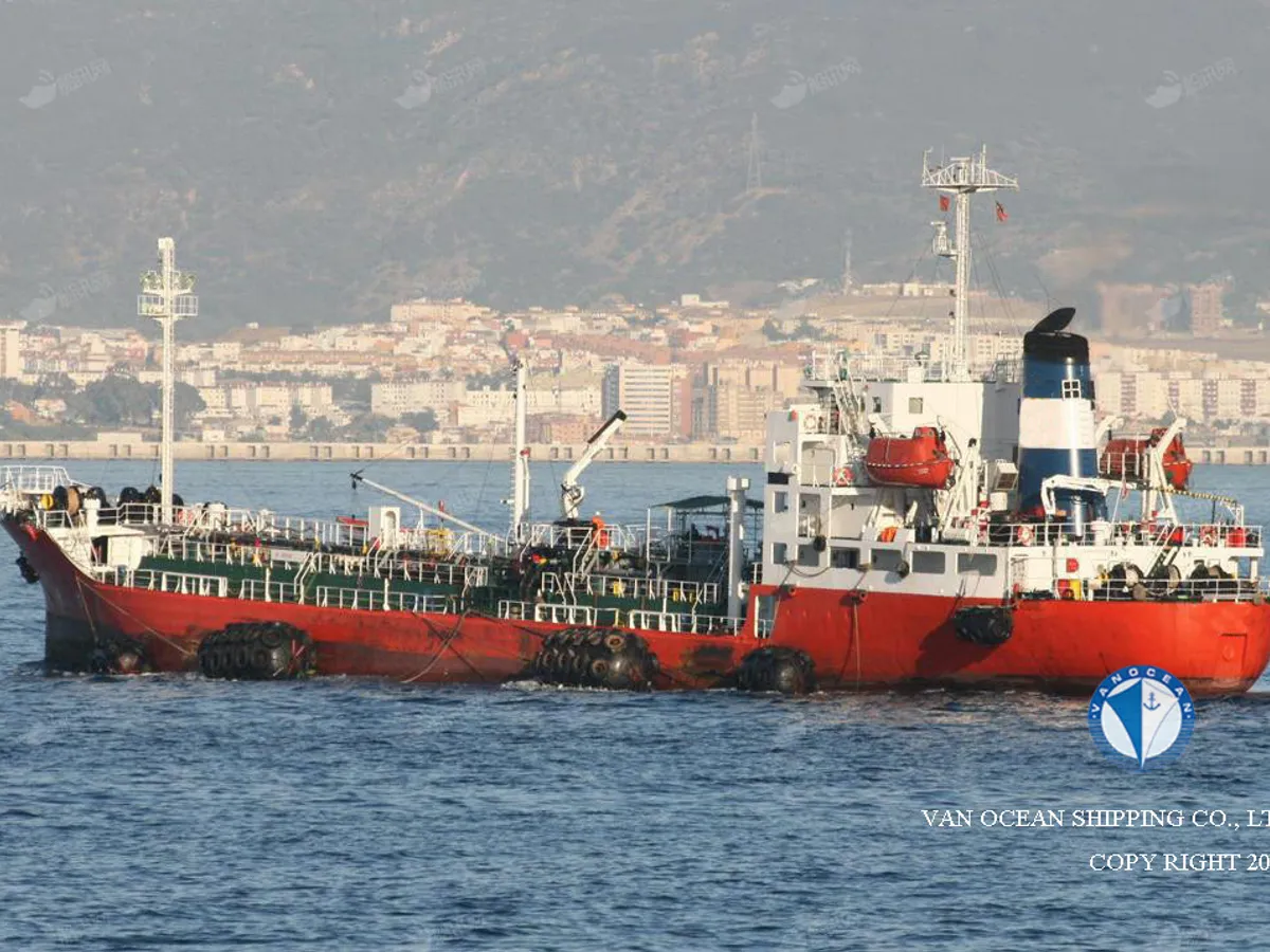 Δεξαμενόπλοιο πετρελαίου/χημικών προϊόντων προς πώληση