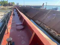 Ρυμουλκό πλοίο προς πώληση