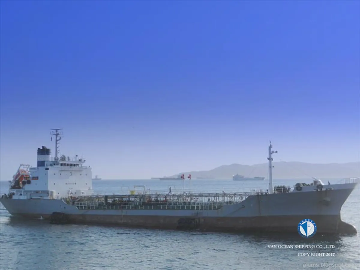 Δεξαμενόπλοιο πετρελαίου/χημικών προϊόντων προς πώληση