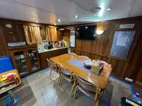 Πλοίο μεταφοράς εμπορευματοκιβωτίων προς πώληση