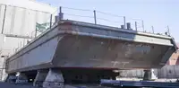 Αμφοβόλο προς πώληση