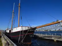 Σκάφος εστιατορίου προς πώληση