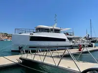 Ρυμουλκό πλοίο προς πώληση