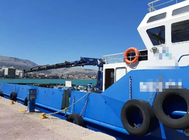 Ρυμουλκό πλοίο προς πώληση