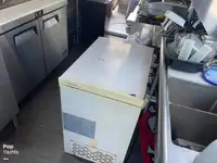 Πλωτή προβλήτα προς πώληση