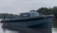 Πλοίο μεταφοράς προσωπικού προς πώληση