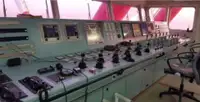 Πλοίο με γερανό προς πώληση