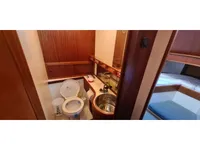 Γιοτ προς πώληση