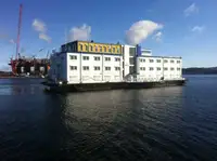 Floating hotel προς πώληση