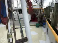 Τράτα προς πώληση