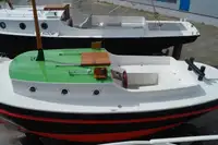 Ρυμουλκό πλοίο προς πώληση