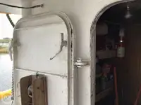 Τράτα προς πώληση