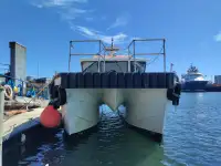 Πλοίο μεταφοράς προσωπικού προς πώληση