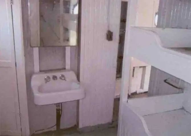Ρυμουλκό πλοίο προς πώληση