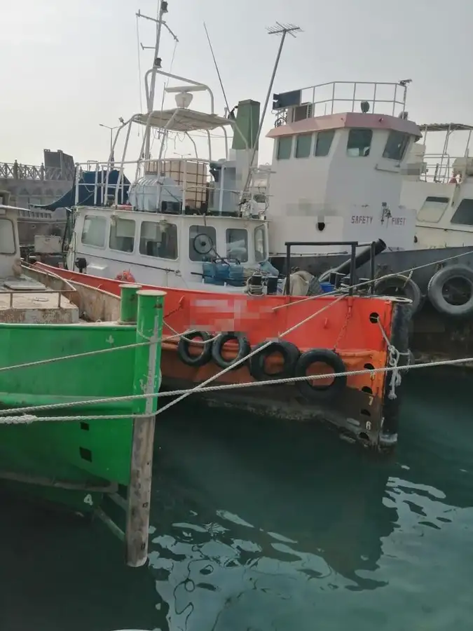Ρυμουλκό πλοίο προς πώληση