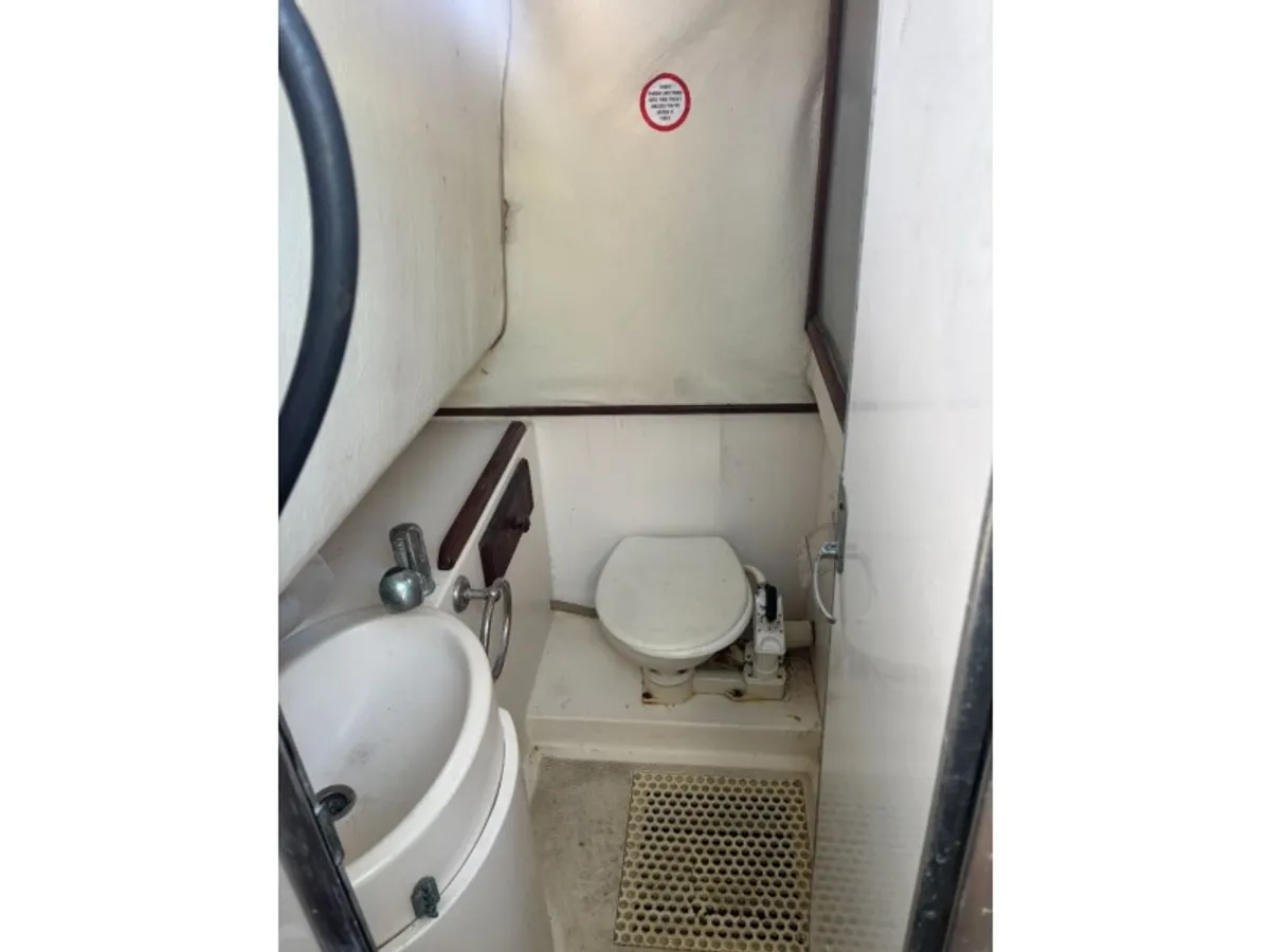 Εργατικά πλοία προς πώληση