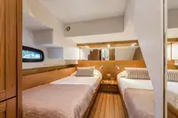 Τράτα προς πώληση
