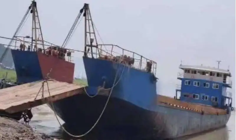 Αμφοβόλο προς πώληση