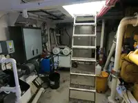 Ρυμουλκό πλοίο προς πώληση