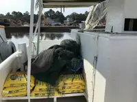 Τράτα προς πώληση