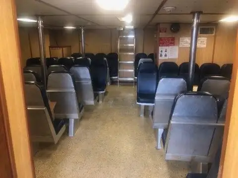 Πλοίο μεταφοράς προσωπικού προς πώληση