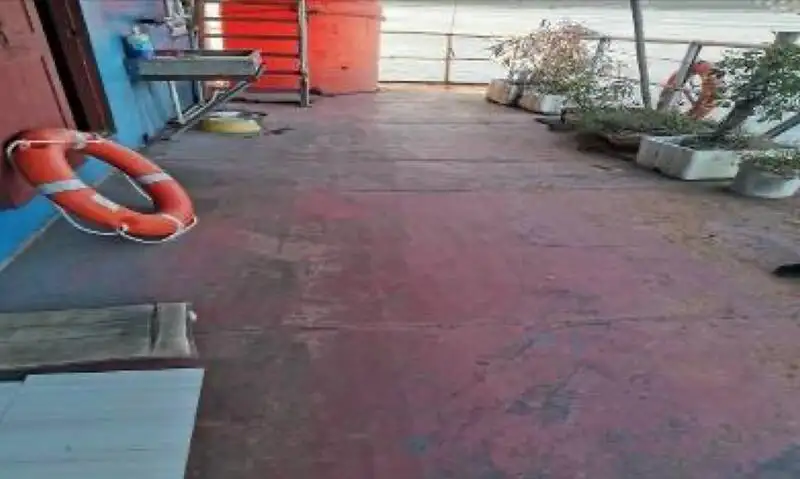 Αμφοβόλο προς πώληση