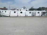 Ρυμουλκό πλοίο προς πώληση