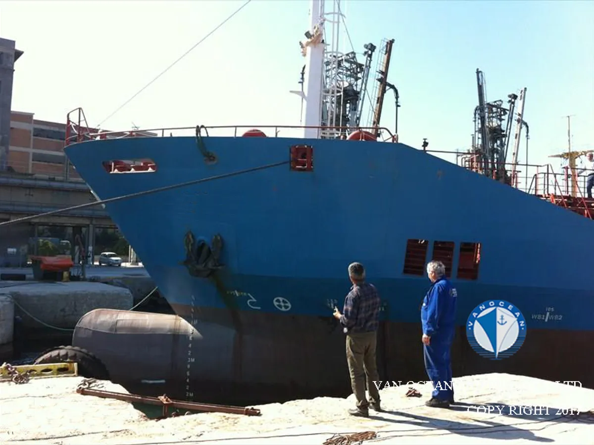 Δεξαμενόπλοιο πετρελαίου/χημικών προϊόντων προς πώληση
