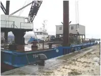 Πλοίο με γερανό προς πώληση