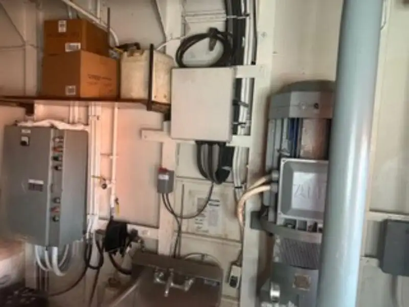 Ρυμουλκό πλοίο προς πώληση